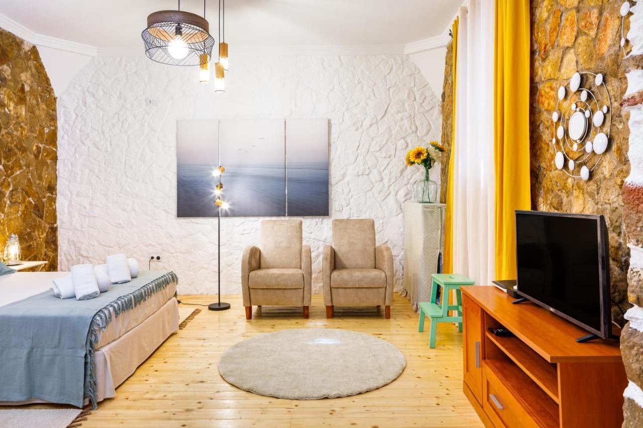 Galeria Guesthouse تافيرا المظهر الخارجي الصورة