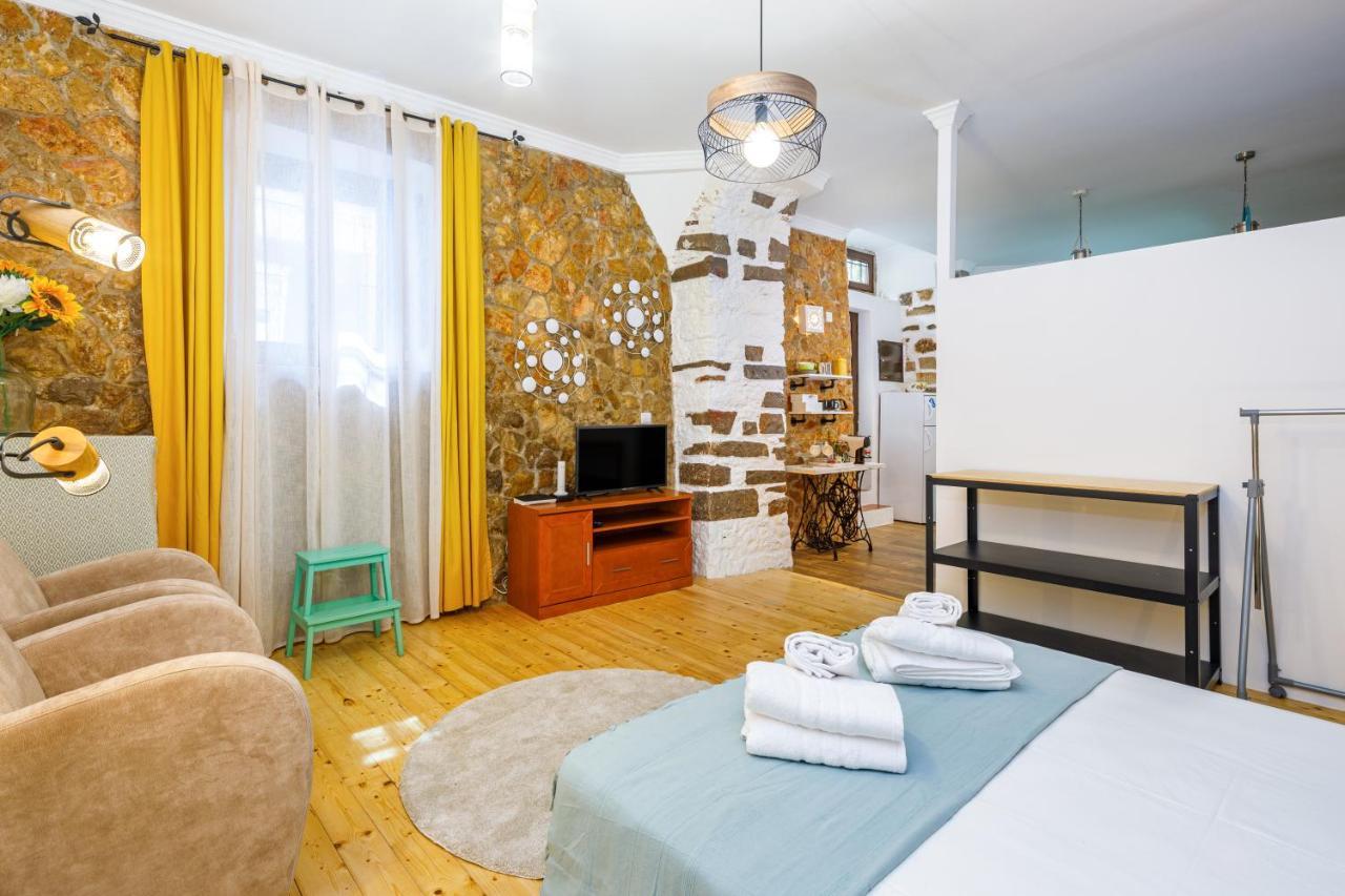 Galeria Guesthouse تافيرا المظهر الخارجي الصورة